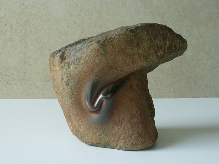 Artist Makes Stone Look Soft By Twisting, Folding And Peeling It Artist Makes Stone Look Soft By Twisting, Folding And Peeling It