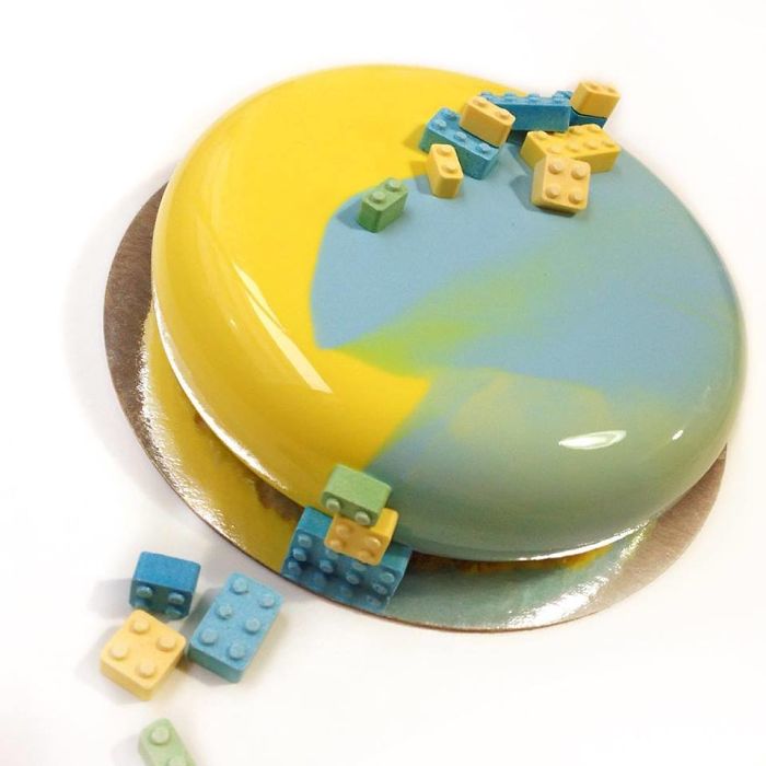 I Make Mirror Glazed Mousse Cakes