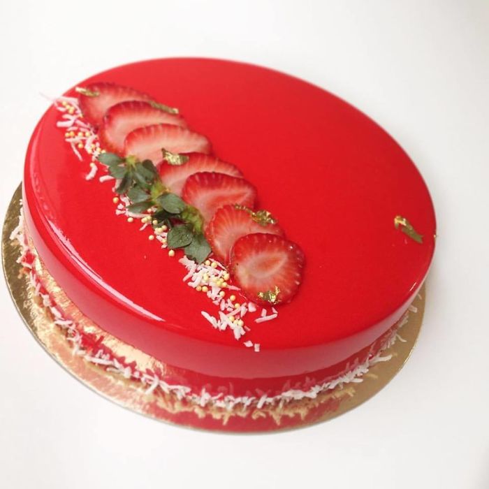 I Make Mirror Glazed Mousse Cakes I Make Mirror Glazed Mousse Cakes