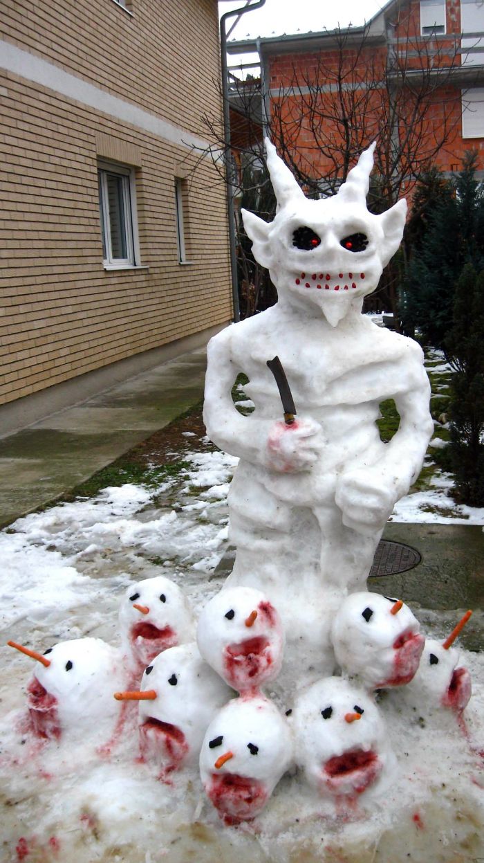 92 Hilariously Creative Snowmen That Would Make Calvin And Hobbes Proud