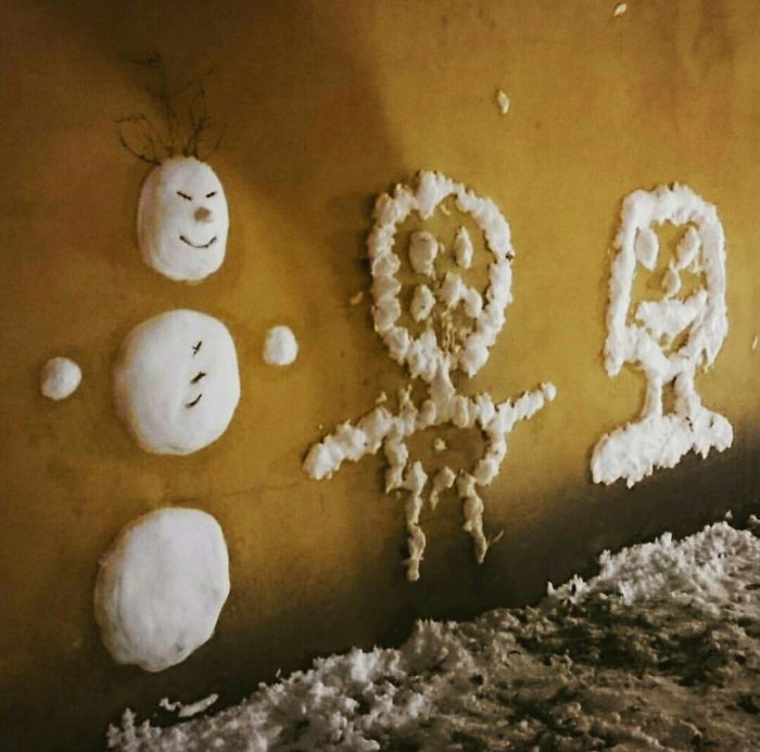 92 Hilariously Creative Snowmen That Would Make Calvin And Hobbes Proud