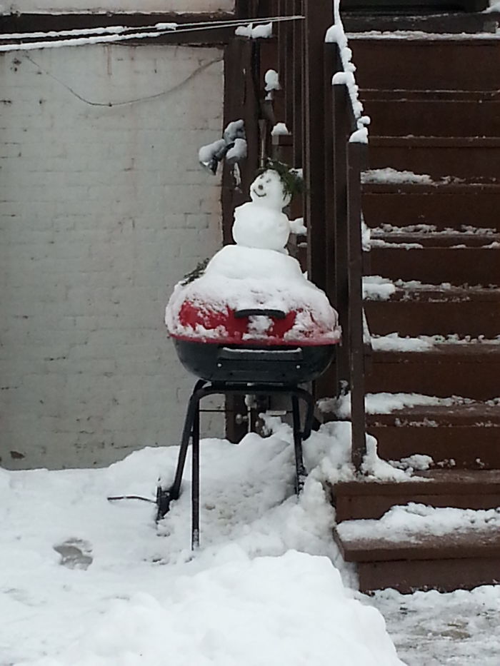 92 Hilariously Creative Snowmen That Would Make Calvin And Hobbes Proud