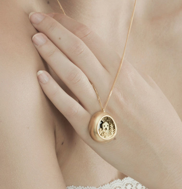 I Create Magical Worlds That You Can Carry On Your Neck I Create Magical Worlds That You Can Carry On Your Neck