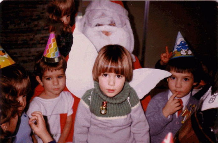 43 Creepiest Santas And The Kids They Terrorize 43 Creepiest Santas And The Kids They Terrorize