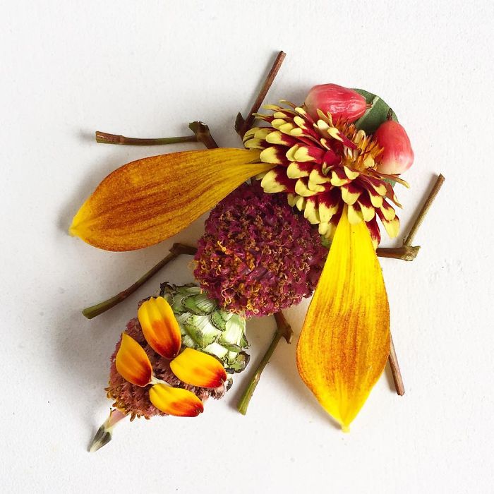 This Artist Turns Flowers Into Paintings This Artist Turns Flowers Into Paintings