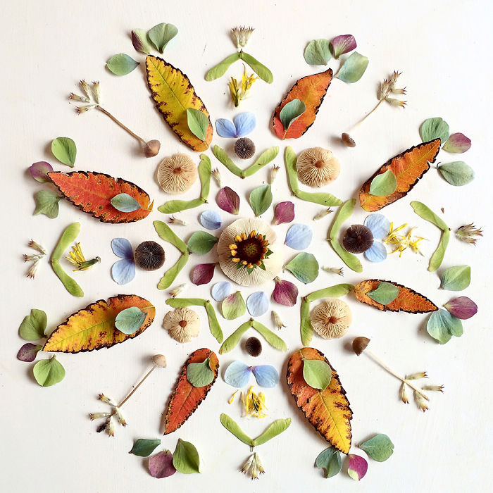 This Artist Turns Flowers Into Paintings This Artist Turns Flowers Into Paintings