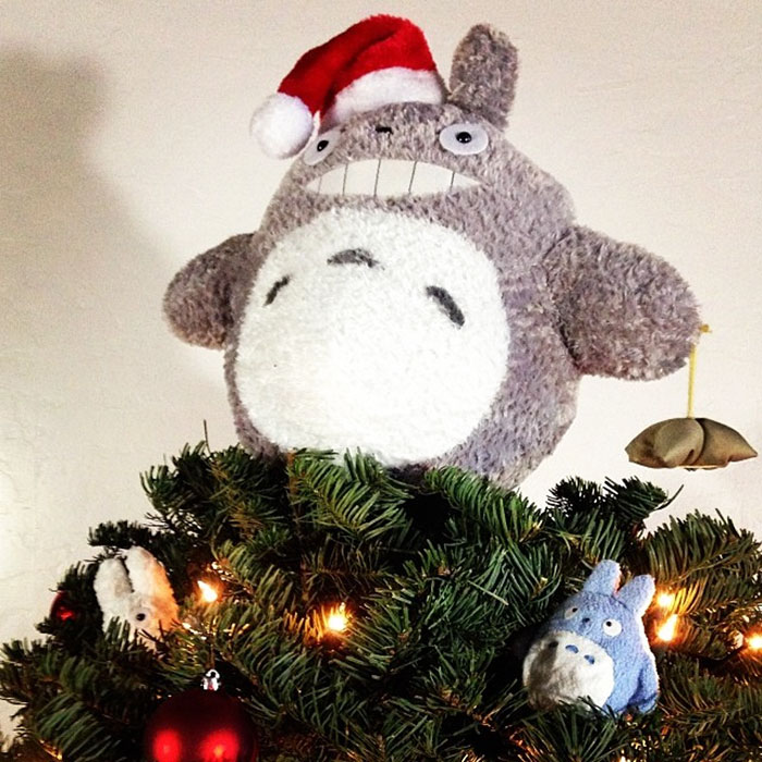 34 Of The Most Creative Christmas Tree Toppers Ever 34 Of The Most Creative Christmas Tree Toppers Ever