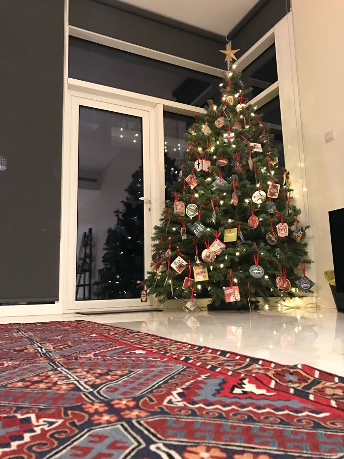 34 Of The Most Creative Christmas Tree Toppers Ever 34 Of The Most Creative Christmas Tree Toppers Ever