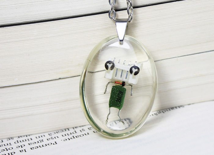 I Turned Electronic Waste Into Tiny Robots I Turned Electronic Waste Into Tiny Robots