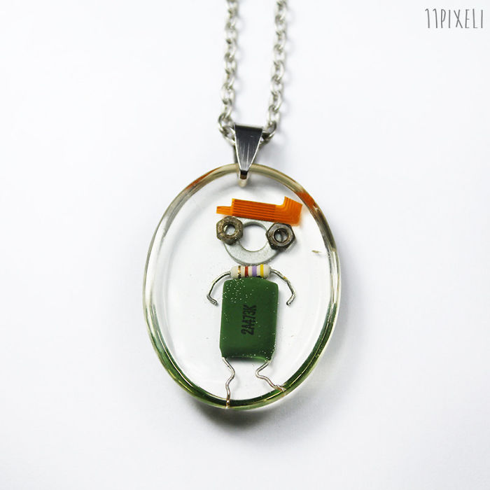 I Turned Electronic Waste Into Tiny Robots I Turned Electronic Waste Into Tiny Robots