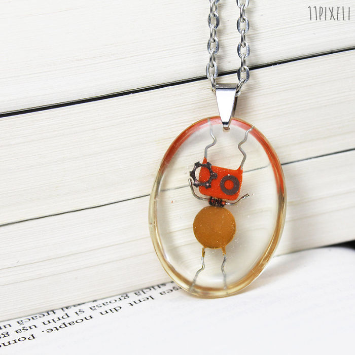 I Turned Electronic Waste Into Tiny Robots I Turned Electronic Waste Into Tiny Robots