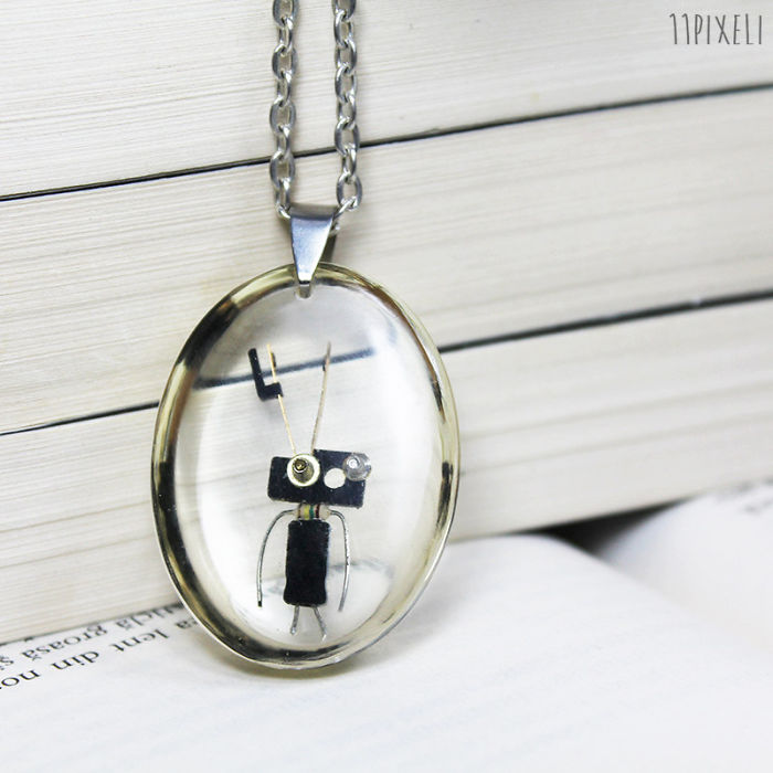 I Turned Electronic Waste Into Tiny Robots I Turned Electronic Waste Into Tiny Robots