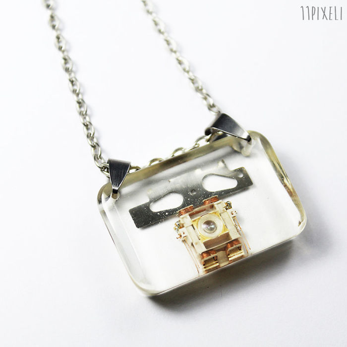 I Turned Electronic Waste Into Tiny Robots I Turned Electronic Waste Into Tiny Robots