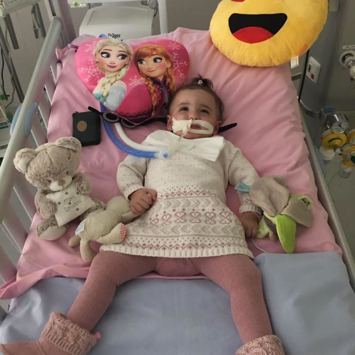 One-Year-Old Wakes Up From Medical Induced Coma Just Before Being Taken Off Life Support One-Year-Old Wakes Up From Medical Induced Coma Just Before Being Taken Off Life Support