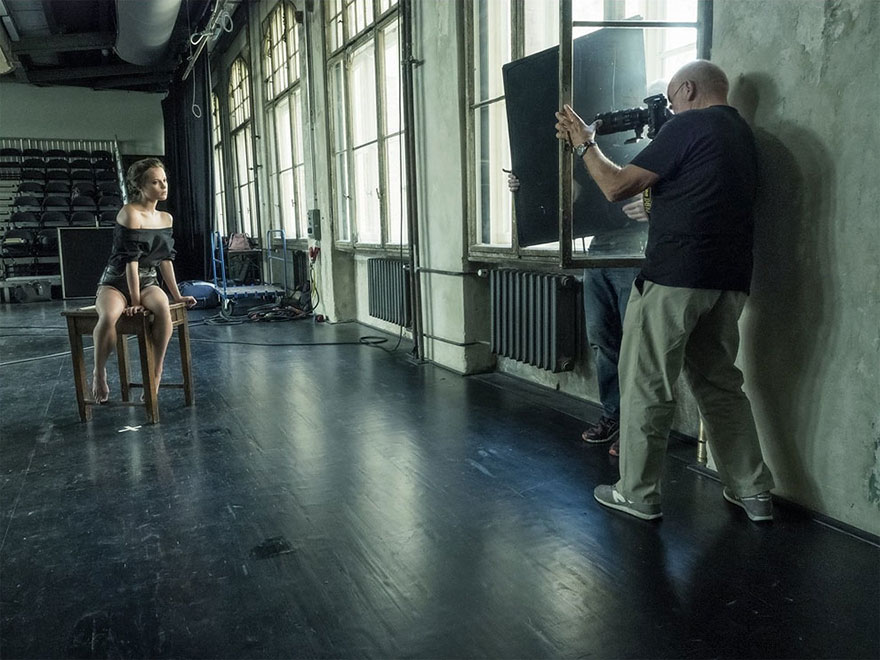 2017 Pirelli Calendar Shows The Unretouched Beauty Of Older Celebrities Without Photoshop 2017 Pirelli Calendar Shows The Unretouched Beauty Of Older Celebrities Without Photoshop