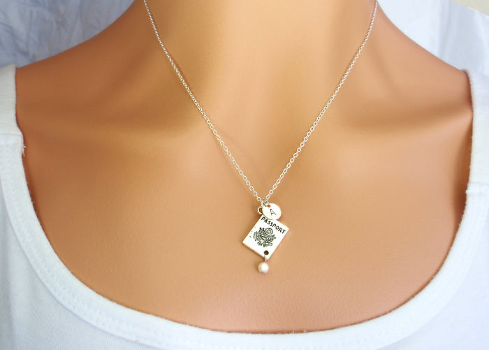 86 Of The Best Traveler Gift Ideas Besides Actual Plane Tickets 86 Of The Best Traveler Gift Ideas Besides Actual Plane Tickets