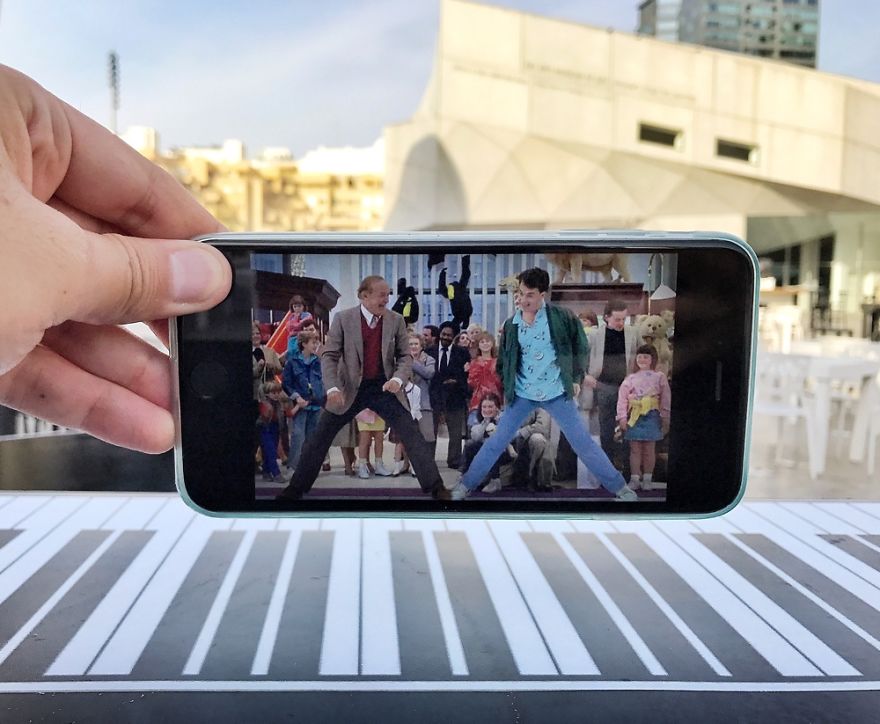 I Bring Everyday Objects To Life By Adding A Twist To Them Using My Phone (Part 2) I Bring Everyday Objects To Life By Adding A Twist To Them Using My Phone (Part 2)