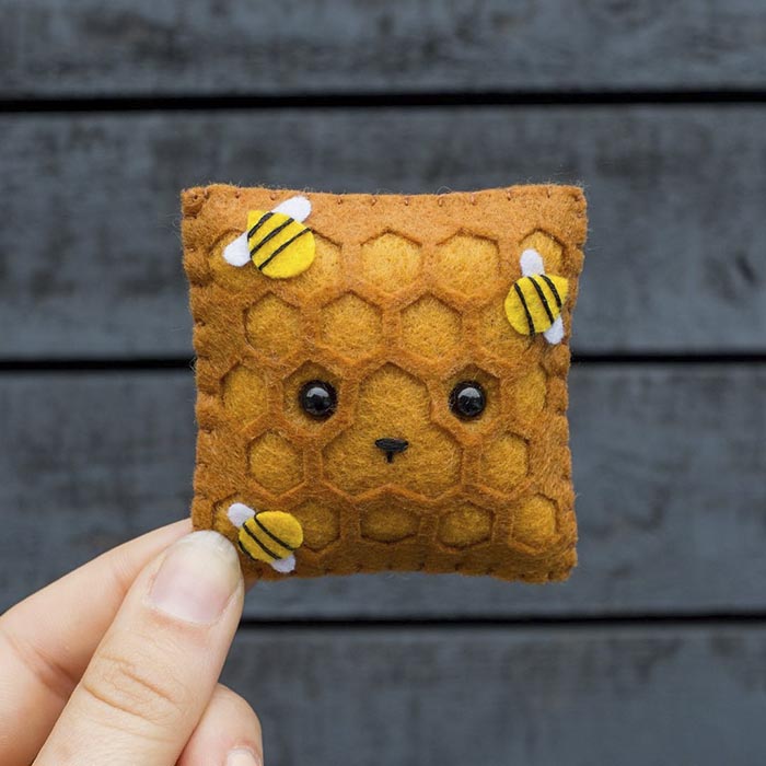 Artist Felts 100 Cute Faces For 100 Straight Days Artist Felts 100 Cute Faces For 100 Straight Days