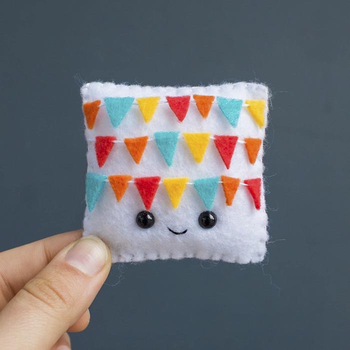 Artist Felts 100 Cute Faces For 100 Straight Days Artist Felts 100 Cute Faces For 100 Straight Days