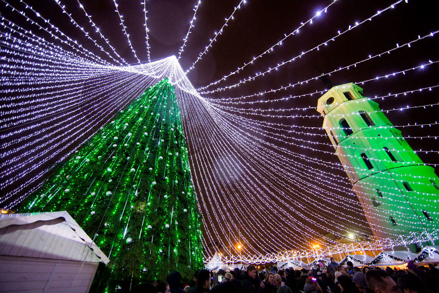Unique Christmas Tree Illuminated By 50,000 Lightbulbs Opens Festive Season In Vilnius Unique Christmas Tree Illuminated By 50,000 Lightbulbs Opens Festive Season In Vilnius