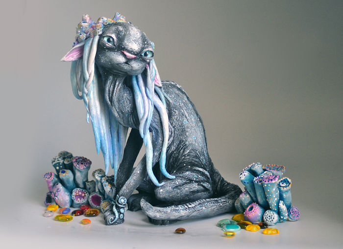 Russian Artist Combines Fantasy And Rasta Elements To Create Magical Cats