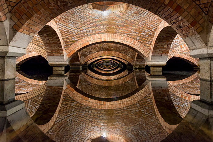 84 Reflections That Will Mess With Your Head 84 Reflections That Will Mess With Your Head