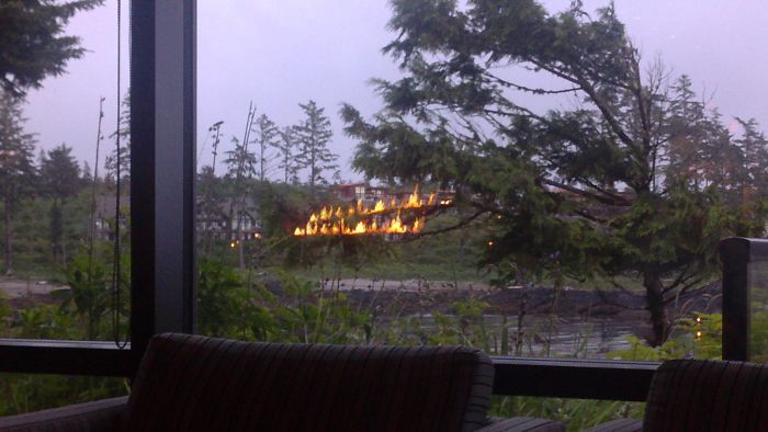 84 Reflections That Will Mess With Your Head 84 Reflections That Will Mess With Your Head