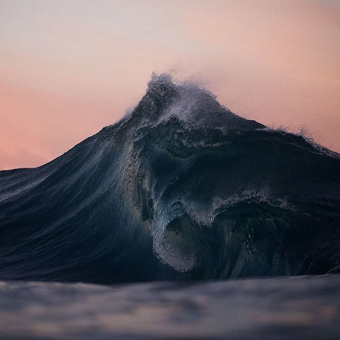 Breathtaking Wave Photos By Lloyd Meudell Look Like Mountains