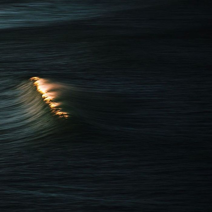 Breathtaking Wave Photos By Lloyd Meudell Look Like Mountains