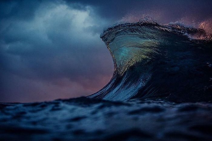 Breathtaking Wave Photos By Lloyd Meudell Look Like Mountains