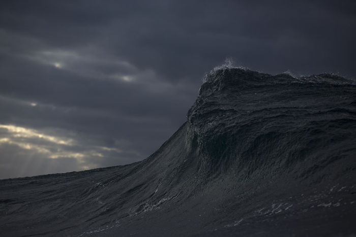 Breathtaking Wave Photos By Lloyd Meudell Look Like Mountains