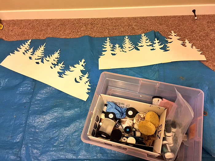 Woman Creates Glow-In-The-Dark Galaxy Painting For Boy Who Couldn&#8217;t Fall Asleep, Here&#8217;s His Reaction