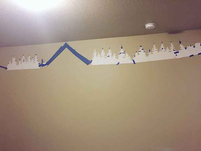 Woman Creates Glow-In-The-Dark Galaxy Painting For Boy Who Couldn&#8217;t Fall Asleep, Here&#8217;s His Reaction