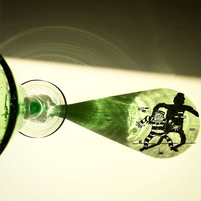 Artist Turns Shadows Of Everyday Objects Into Fun Illustrations (15 Pics) Artist Turns Shadows Of Everyday Objects Into Fun Illustrations (15 Pics)