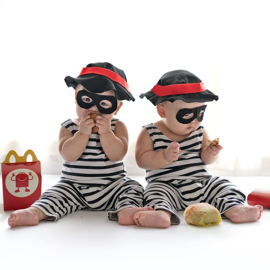 These Miracle Momo Twins Have The Cutest Matching Outfits Ever These Miracle Momo Twins Have The Cutest Matching Outfits Ever