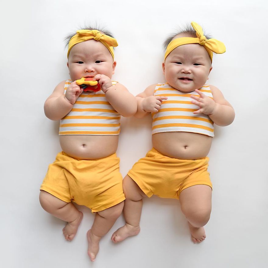 These Miracle Momo Twins Have The Cutest Matching Outfits Ever These Miracle Momo Twins Have The Cutest Matching Outfits Ever