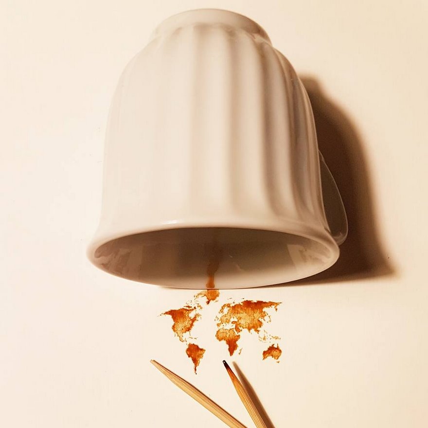 Turkish Artist Paints Unbelievably Tiny Paintings Onto Small Objects Turkish Artist Paints Unbelievably Tiny Paintings Onto Small Objects