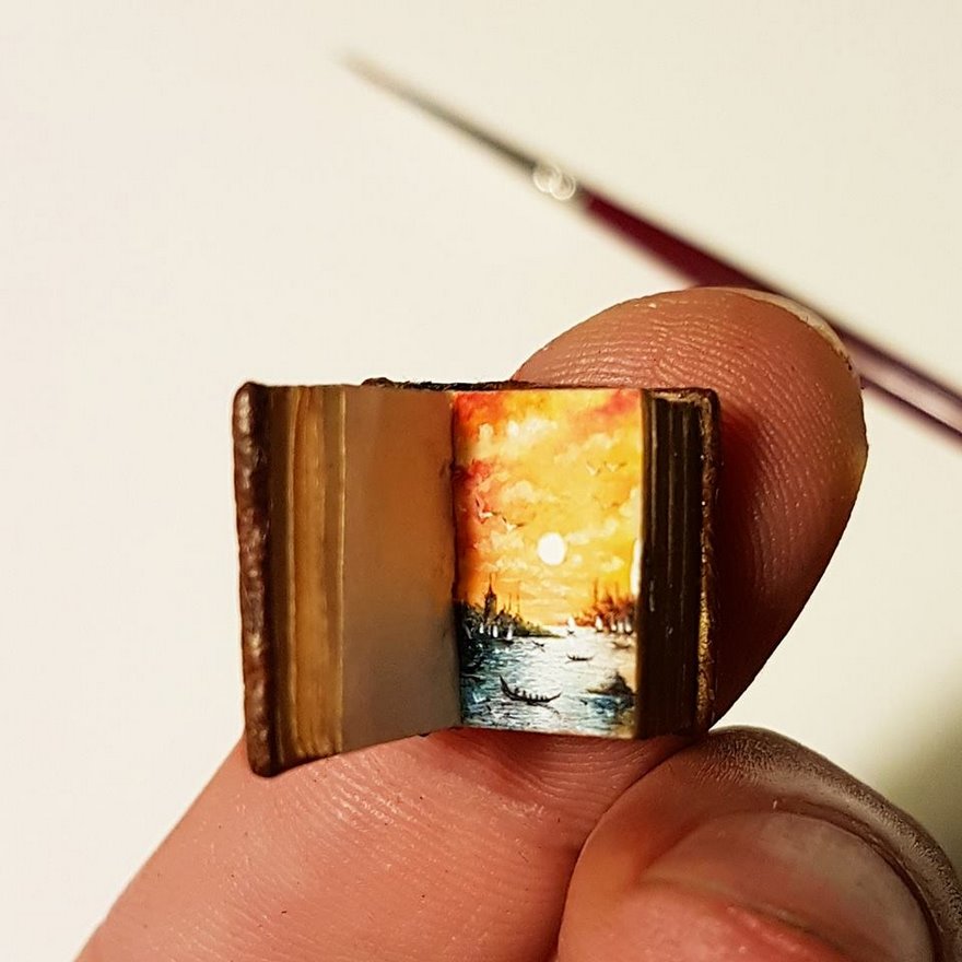 Turkish Artist Paints Unbelievably Tiny Paintings Onto Small Objects Turkish Artist Paints Unbelievably Tiny Paintings Onto Small Objects
