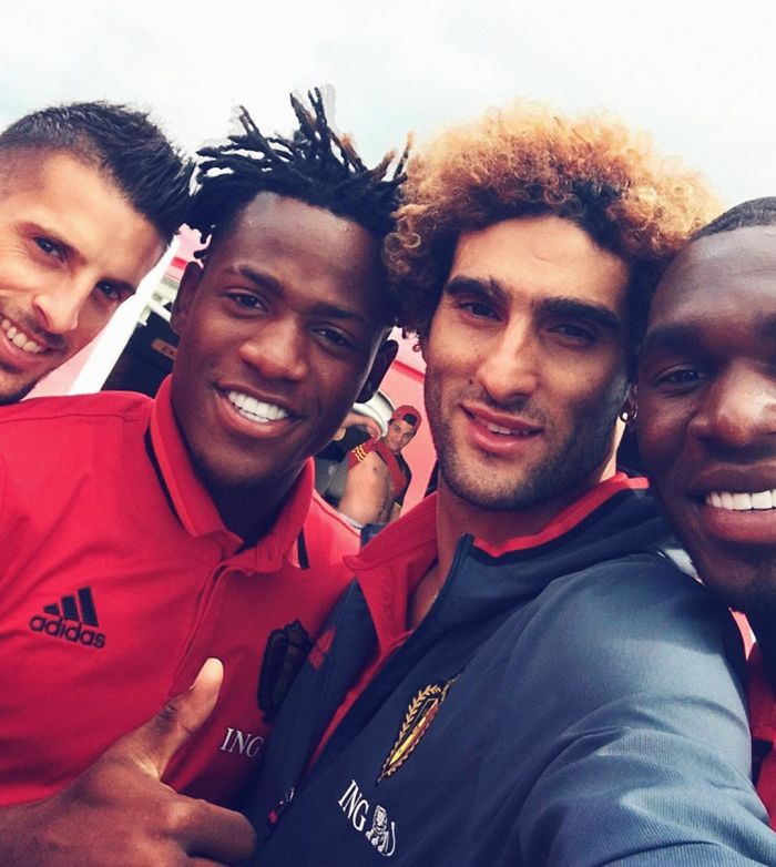 Guy Photoshops Himself Into Daily Lives Of Celebrities, Hates Every Second Of It (36 Pics)