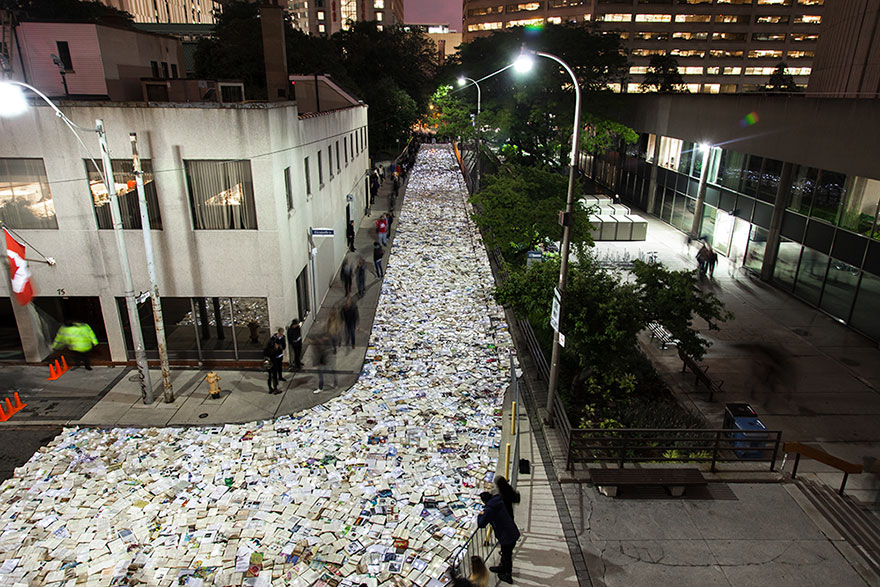 A River Of 10,000 Books Flood The Streets Of Toronto A River Of 10,000 Books Flood The Streets Of Toronto