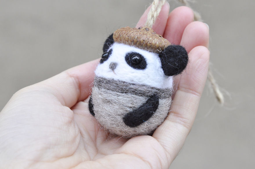 I Make Needle Felted Animal Ornaments Wearing Tiny Acorn Berets I Make Needle Felted Animal Ornaments Wearing Tiny Acorn Berets