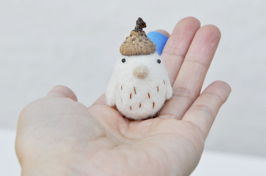I Make Needle Felted Animal Ornaments Wearing Tiny Acorn Berets I Make Needle Felted Animal Ornaments Wearing Tiny Acorn Berets