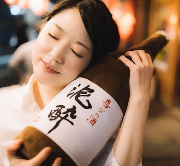 This Sake Pillow Will Make You Look Like You&#8217;ve Passed Out Drunk
