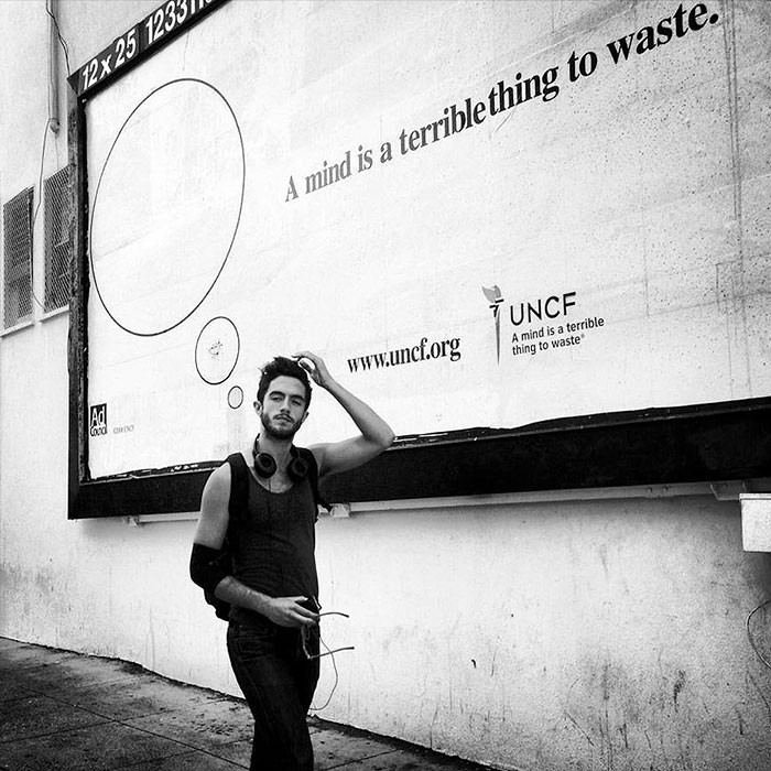 191 Perfectly Timed Street Photography Shots That Show Timing Is Everything