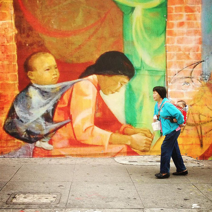 191 Perfectly Timed Street Photography Shots That Show Timing Is Everything