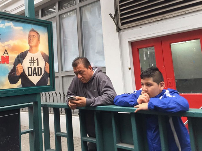 191 Perfectly Timed Street Photography Shots That Show Timing Is Everything