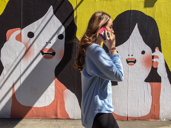 191 Perfectly Timed Street Photography Shots That Show Timing Is Everything