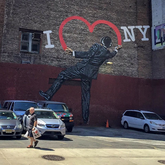 191 Perfectly Timed Street Photography Shots That Show Timing Is Everything