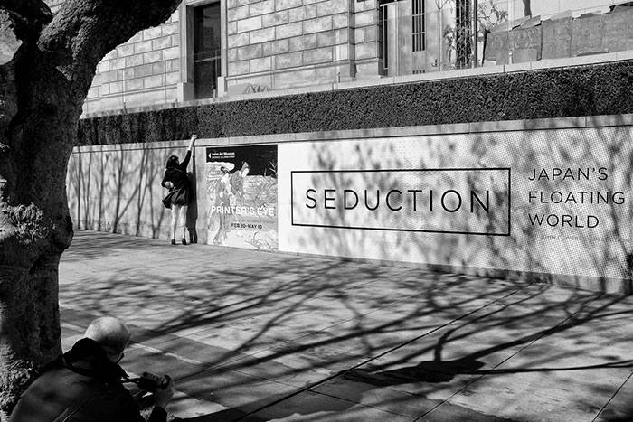 191 Perfectly Timed Street Photography Shots That Show Timing Is Everything