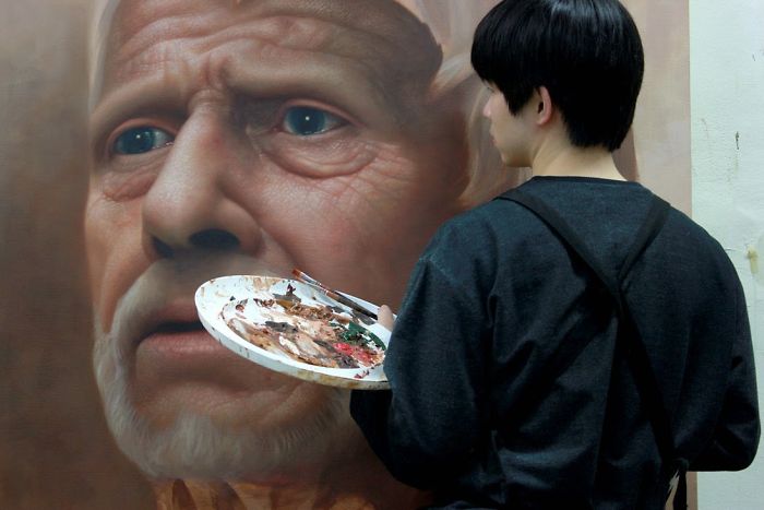 Giant Hyperrealistic Portraits By South Korean Artist Joongwon Jeong